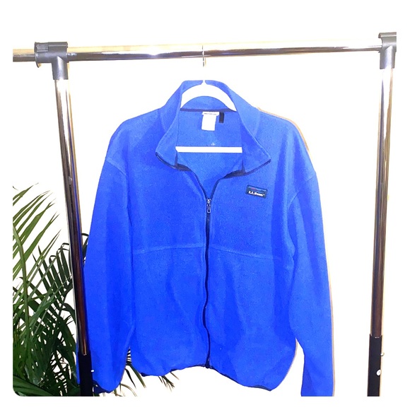 L.L. Bean Jackets & Blazers - VINTAGE L.L. Bean fleece zip up jacket size Sz XL